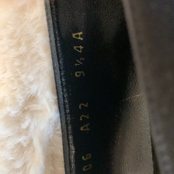 Salvatore Ferragamo Bowed Satin Flats - Picture 7 of 7